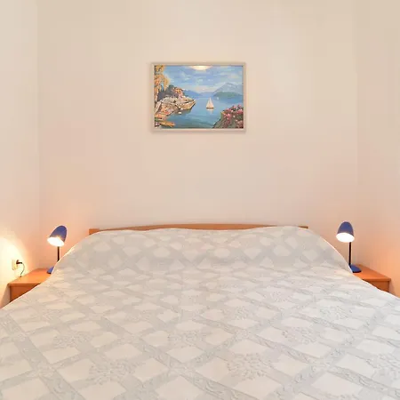 Appartement Deni 518